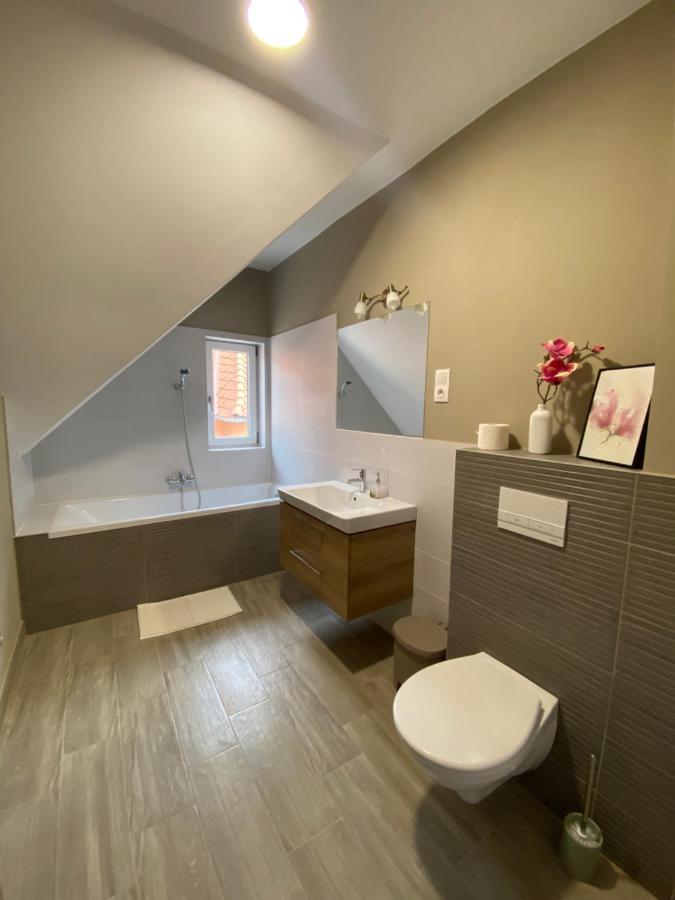 Apartament Fenyo House I