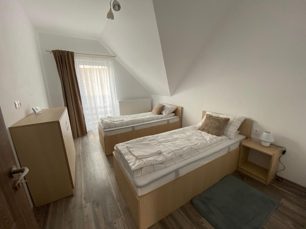 Fenyo House I Apartament *